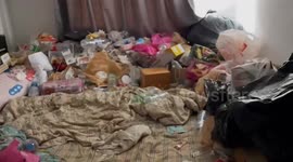 Filthy female tenant leaves room looking like rubbish dump