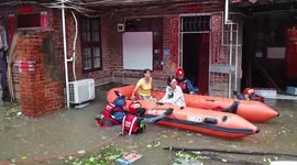 Rescue efforts in full swing after typhoon Doksuri hits southeastern China