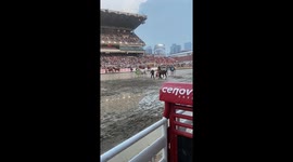 Incredible Bareback Horse Mount At Calgary Stampede Relay