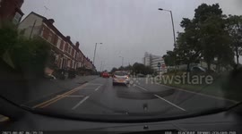 Van driver performs dangerous overtake and risks crash in Birmingham