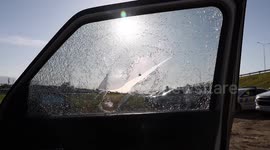 Cape Town gridlocked as taxi violence leaves commuters stranded