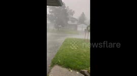 Canada: Tornado-Producing Storm Rips Through Ottawa Bringing Torrential Rain And Hail 4