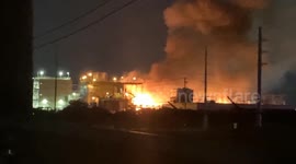 Investigation underway after explosions rock Sherwin-Williams factory in Texas