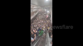 Lighting causes delay and chaos at Beyonce concert in Maryland