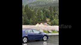 Norway: Storm Hans – Cabins, Caravans Swept By Flooding In Hemsedal 2