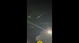 Mysterious nighttime spectacle: enigmatic lights over Hoyts Docklands spark meteor shower speculation