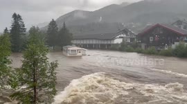 Norway: Storm Hans – Cabins, Caravans Swept By Flooding In Hemsedal 4