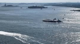 Iconic Concorde jet travels down Hudson River for paint job