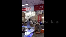 Store roof collapses in eastern China, injuring one worker