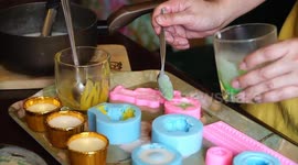 Restaurant creates colourful jelly flower cakes for Thai Mother's Day