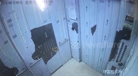 Boy, 2, trapped when lift doos close in China