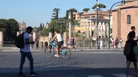 Italy marks traditional Ferragosto holiday amid record numbers of tourists
