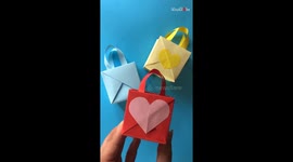 The cute DIY paper mini bags are PERFECT for your window shopping delights