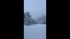Esquiando en Los Alpes