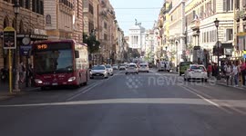Italy's public debt hits new record high