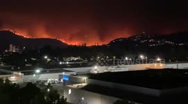 Canada: McDougall Creek Wildfire In West Kelowna Rages, Evacuation Orders In Place 2