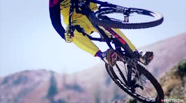 Incredible Downhill MTB With World Champion Loic Bruni