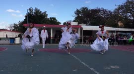 #mexico #dance #national #ansamble #sambrero #amigos #video #news #carnaval #macho #zorro #music #concert #teatro Вот прошу любить и жаловать национальные костюмы и танцы мексиканцев
