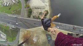 This free runner's bridge back flip is absolutely insane