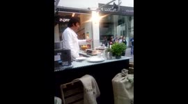 Chef Jean-Christophe Novelli Cookes some great foods Live