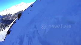 Skier triggers small avalanche in the Alps