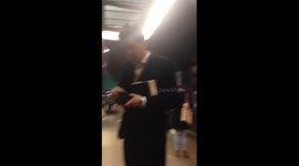 Ed Miliband gives homeless man ten pounds