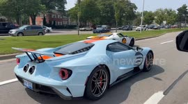 Ford GT and GT40 Cruising Down Woodward Ave