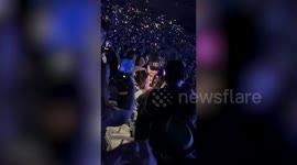Heartwarming proposal at Bruno Mars concert