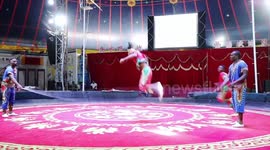 African acrobats pursue dreams in China