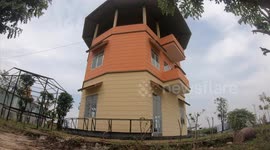 Mechanic builds unique house that can rotate 360 DEGREES