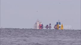 Ship appears to hover in Fata Morgana illusion off Kent, UK
