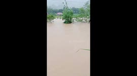 The flash flood and landslide caused by heavy rains in northern Vietnam