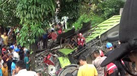 Dump truck accident on the Indarung highway, Padang city, West Sumatra.