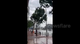 Hong Kong: Winds Pick Up As Typhoon Saola Approaches 2