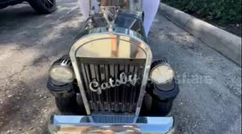 Kustom decked-out scooter makes the scene in a Miami beach parking lot!!! Coolest ride!!!