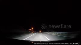 Motorist's dashcam captures spectacular meteorite soaring over Turkey