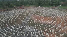 Over 7000 women attempt world record of traditional Indian group dance