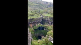 Springtime splendor: discovering Tannourine's Baloue Balaa waterfall
