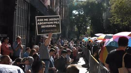 Pro and anti-abortion groups face off at planned parenthood rally in NYC
