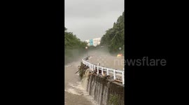 Japan: Heavy Rains Cause Mudslides As Tropical Storm Yun-Yeung Approaches 3