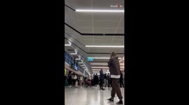 Best friends reunite at the airport after being apart from each other for 6 months *Heartwarming*