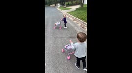 Toddlers cutely fuss over owning and walking doll babies *Adorable Video*