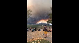Glimpse of the McDougall Creek wildfire in West Kelowna *Forest On Fire*