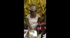 Grandmother's money cake surprise fails when she can't find string of bills