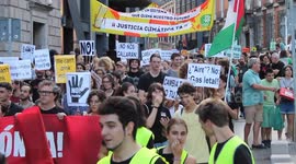 Global protests call for end to fossil fuels as Madrid sees 5,000 demonstrators