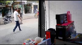 Crafty duo's failed heist foiled by vigilant bystander in Quilmes, Argentina
