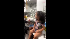 Man sets his niece up on the counter for a go at the Egg Prank *Hilarious Reaction*