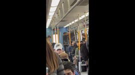 Man performs impromptu train rail pull-ups en route to Alejandro Korn