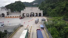 China-Vietnam border port handles over 300,000 freight vehicles