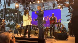 Oprah Winfrey Shines Spotlight on Heroic First Responder and Service Dog at Unforgettable 1st Responder Fundraising Concert